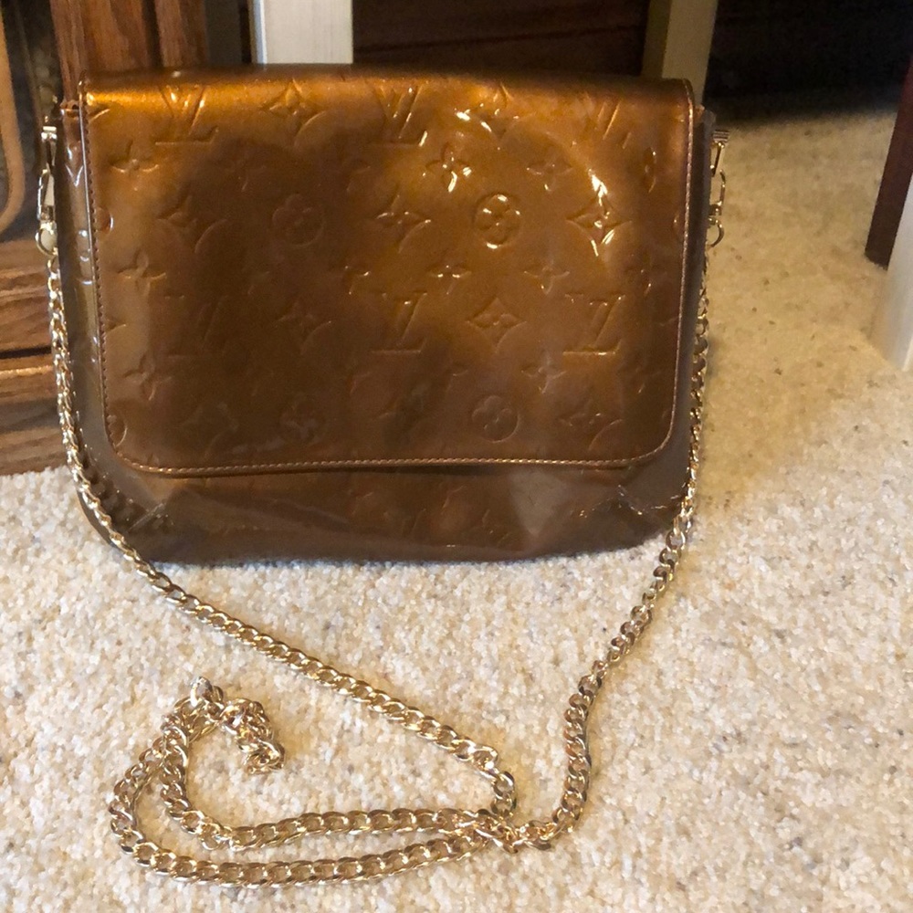 Louis Vuitton Thompson Street Vernis Handbag (CA0020)